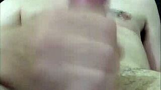 Who wants handjobs and cumshots on their face?