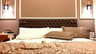 Who is this gorgeous woman?