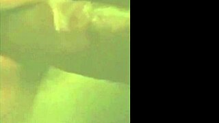 dos vecinos dos vergas in suggestive scene