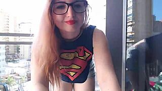 Hot Gamer Girl Flashes From Balcony