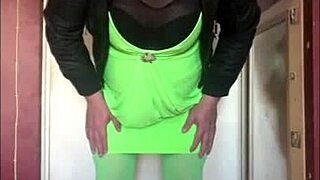 Freshly Squeezed Juice From Shy Bisexual Amateur