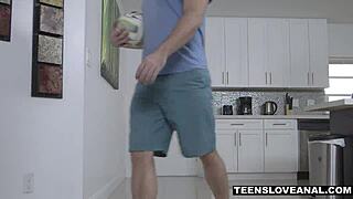 Anal plug stretching teen Jamie Marleigh’s tight little hole