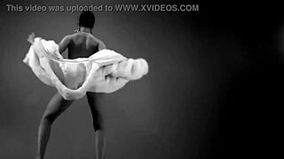 i dance with my big uncensored tits