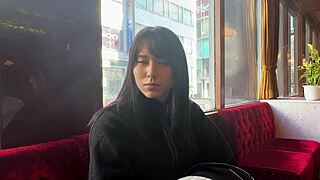 Láttál már nagy cicis fiatalt keményen lovagolni cowgirlben?