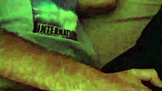 Macho peludo fucks in the morning