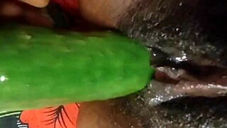 Cyndy Blackslave Fucks Cucumber and Squirts in Homemade Close-Up