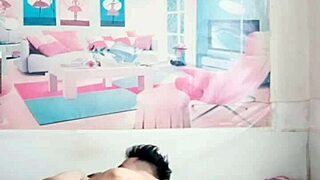 Hairdresser and boyfriend share moments