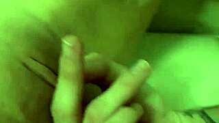 watch this amateur lezzie licking pussy