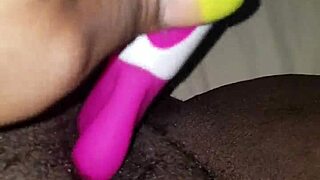 My toy kept dying during wet pussy play