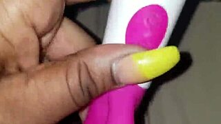 My toy kept dying during wet pussy play