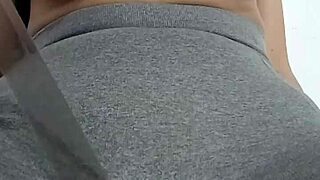 ten minutes of spanking punishment on her naughty pussy