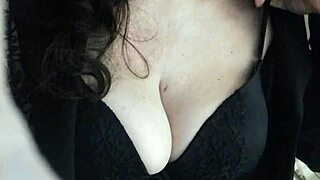 Tutto Naturale Boobs Bounce Wildly in Raw Amateur Action Every Time!