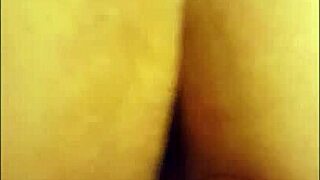 she asks him to cum inside during amateur sex