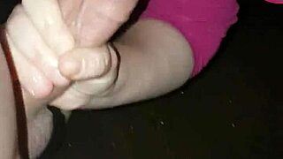 uhh, fingering myself til i squirt all over... so wet rn