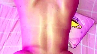 شفت يابانية تيكتوك مشهورة تاخد لبن على طيزها الكبيرة؟