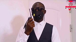 Big cock bodyguard fucks boss wife to keep job – subscribe?