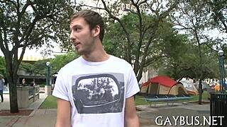 Check out this big gay knob action! 😜