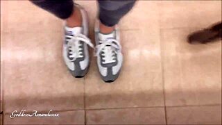 Smell my super smelly feet in pantyhose and stockings?