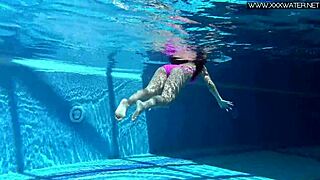 Chatting with Hot Russian Jessica Lincoln in the Pool.