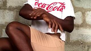 crazybitch shares tips on sitting in short skirt to avoid body odor