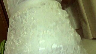 이봐, I컵 미녀 미카 스미레의 뜨거운 데뷔 장면을 감당할 수 있겠어?