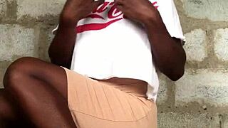 crazybitch shares tips on sitting in short skirt to avoid body odor