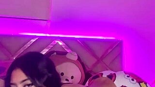 latina gets wild over hermanastro's huge cock