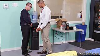 Young gay guys give blowjobs in Japanese sexual class!