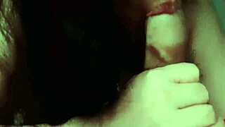 secretaria me la chupa con dildo hasta el orgasmo