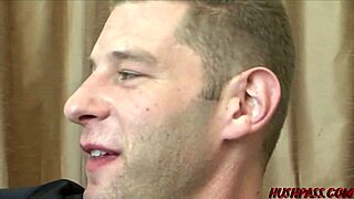 Whitezilla Shimaya'ya büyük beyaz siklerin ne kadar büyük olabileceğini gösteriyor.