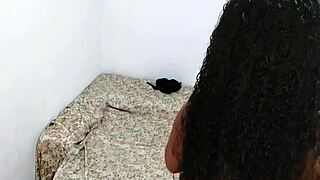 Hei, sainko tämän horon tukehtumaan kyrpääni kunnes nielaisi kaiken?