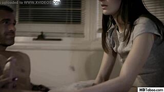 Pervert ponovo napada s Jaye Summers i Emily Willis u akciji