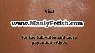 شاب IR وصديقه الأسود يستمتعوا بنيك شرجي بدون واقي بعد لحس الطيز