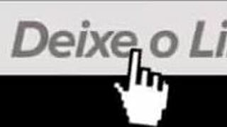 在换妻派对上，我不能只吸鸡巴，所以叫了洞洞男在小屋里毁了我的屁股