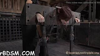 पहली बार हार्डकोर S&M में टॉयज और बॉन्डेज के साथ घुसा। 😈