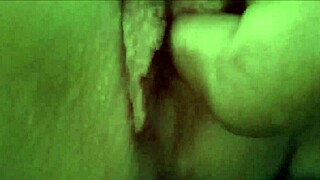 इस टीन ब्रूनेट के साथ जंगली फीलिंग, मेरा बड़ा काला लंड जोर से सवार!