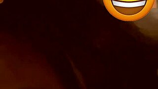 Wow! Evi Indonesia Pamerkan Tetek Horni di Katil, Awak Kena Tengok Ini!