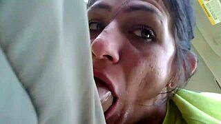 Min liderlige ekskæreste gagger på min pik. Deepthroat kvælning som aldrig før!