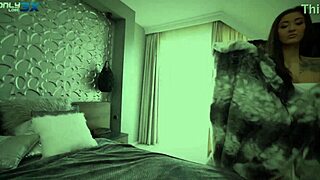 Jag älskar denna colombianska 18+ böjd över i minikjol för en hardcore creampie.