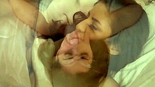 دكتورة تترجى اللبن في مشاهدة المستشفى