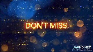 Por que essa buceta asiática tá molhada e esguichando Vol 64