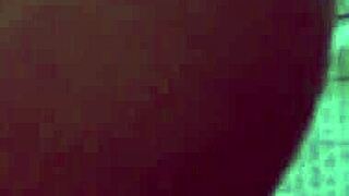 Maya Bijou жестко оттрахана сводным братом в домашнем видео 😍