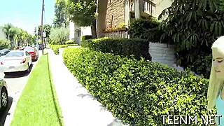 Hé Halle Von, hogy működik ma az a száj ezen a kemény farkon?