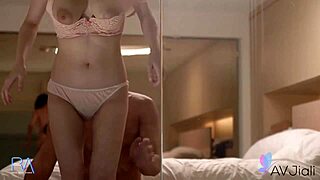 Taiwani baba Xu Xiaoxin elcsábítja barátját cenzúrázatlan akcióban.