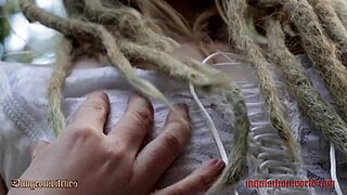 Divoká víla rozpoutává drsný bondage v plném traileru filmu