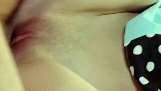 Унгарска курва Сузи Бел, иска да язди кремообразно в горещо действие?