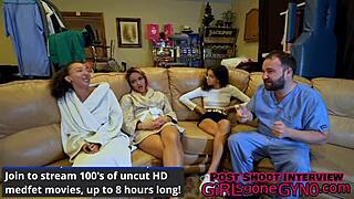 Sestry pečlivě vyšetřené pod bdělým okem doktora Tampy