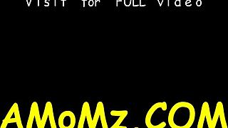 Fan, denna mogna babe suger och sväljer så bra!