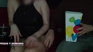 うわ、映画館の知らない人に触られて濡れちゃった…