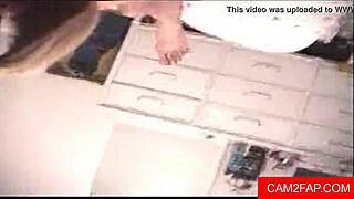 Vruća 18+ amaterska hardcore porn video